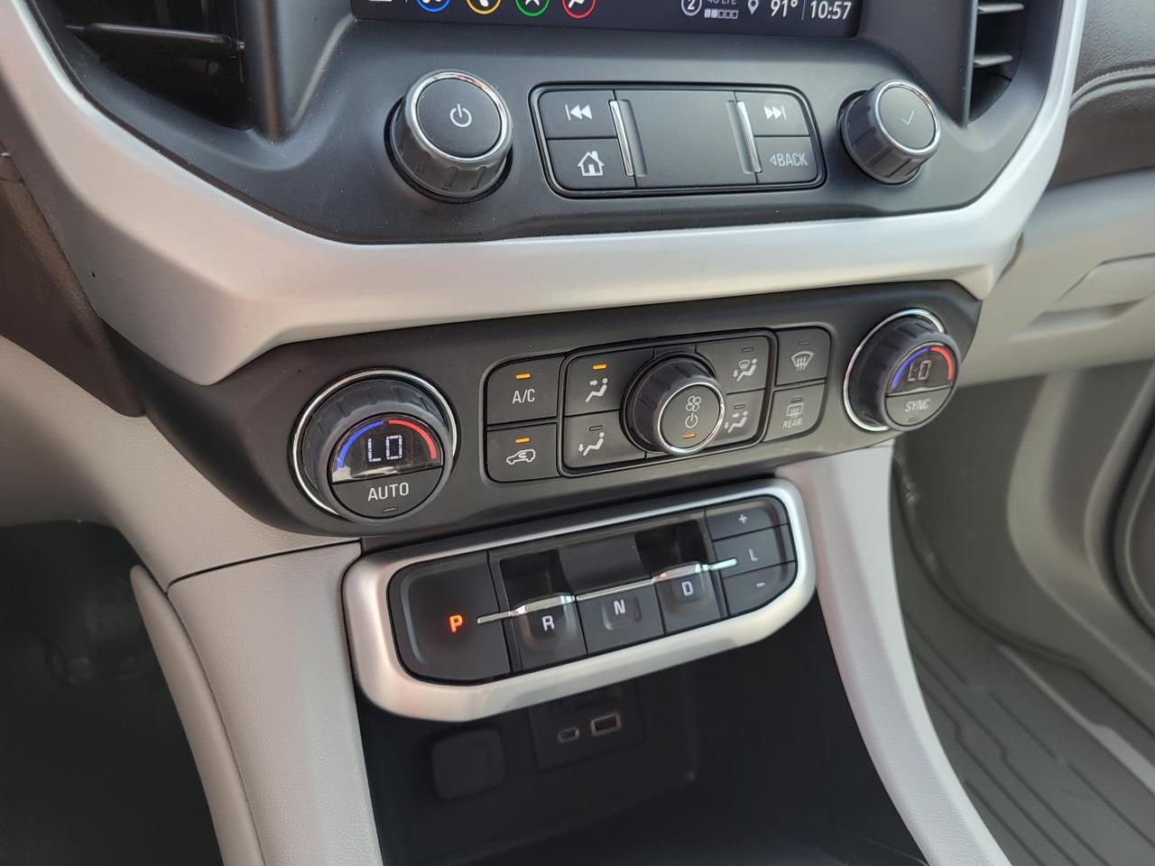 2023 GMC Acadia AWD SLT Beeville TX