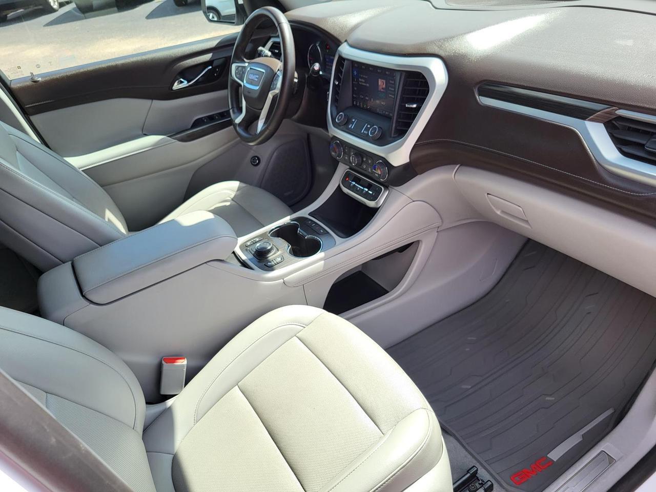 2023 GMC Acadia AWD SLT Beeville TX