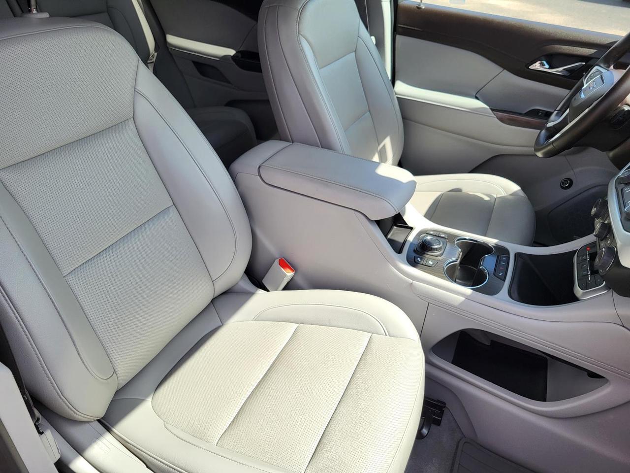 2023 GMC Acadia AWD SLT Beeville TX