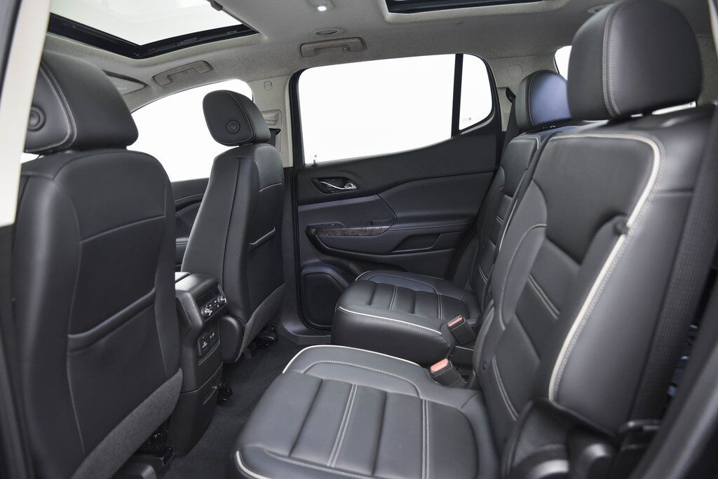 2023 GMC Acadia Denali AKRON OH