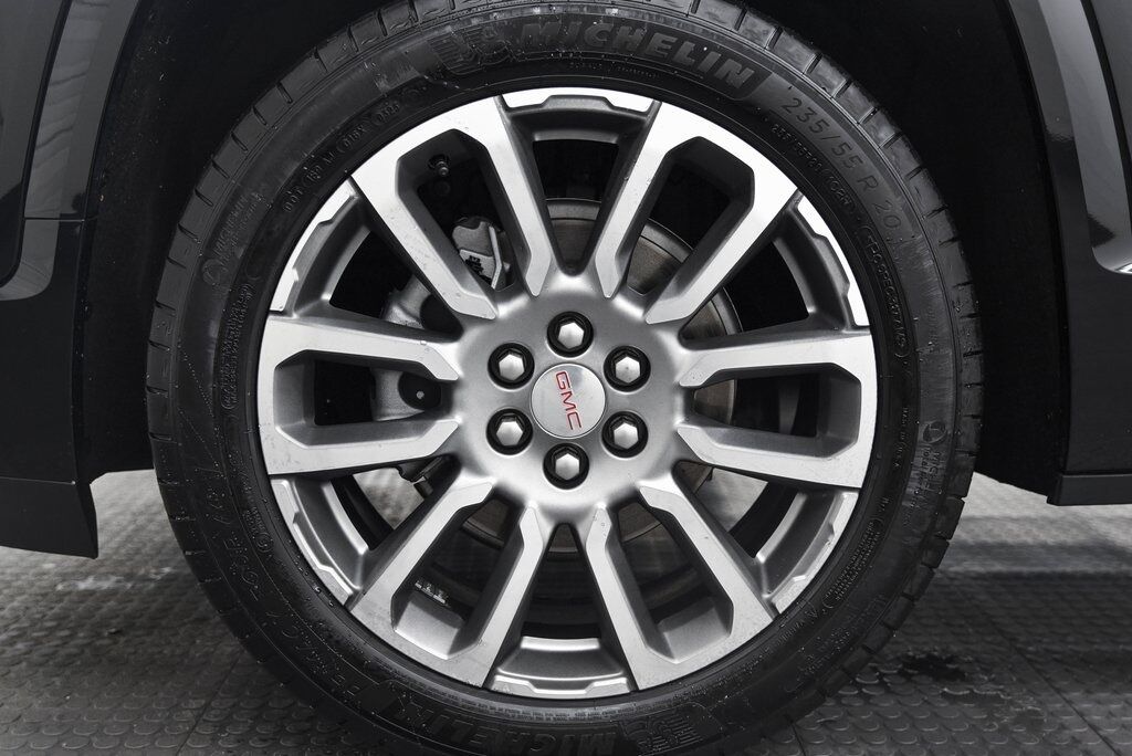 2023 GMC Acadia Denali AKRON OH