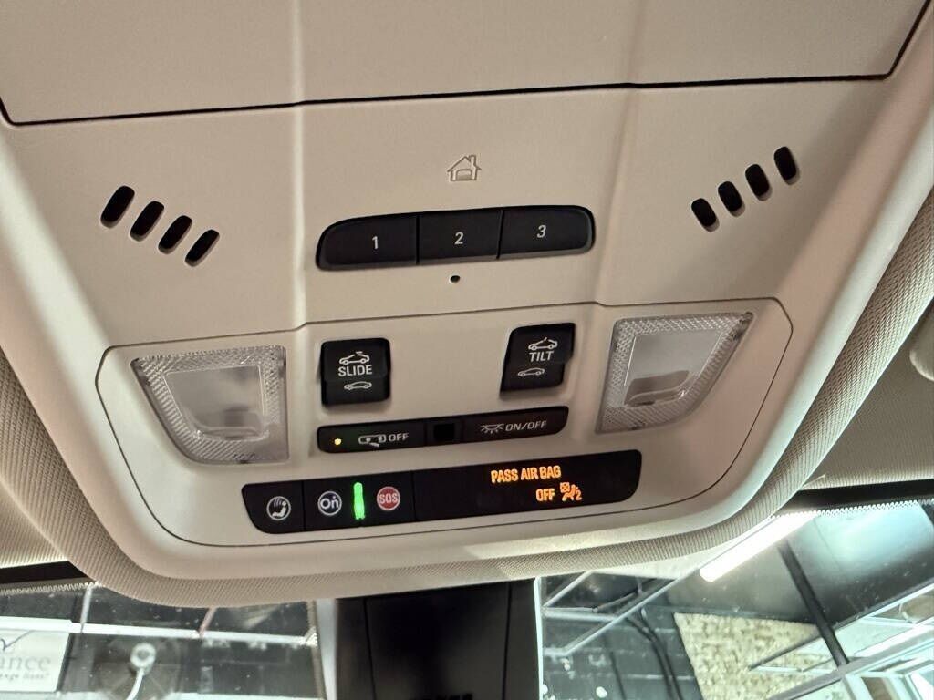 2023 GMC Acadia Denali Royal Oak MI