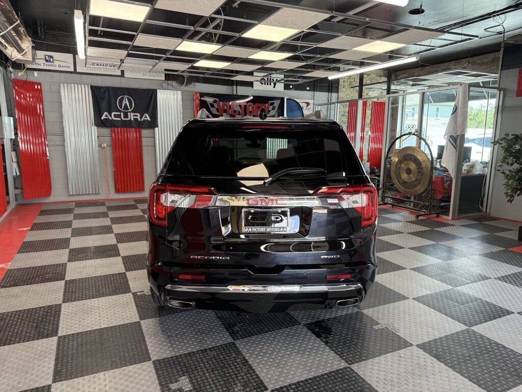 2023 GMC Acadia Denali Royal Oak MI
