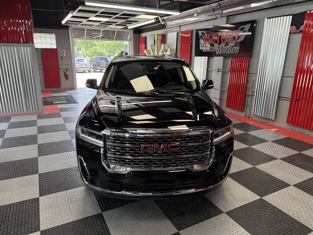 2023 GMC Acadia Denali Royal Oak MI