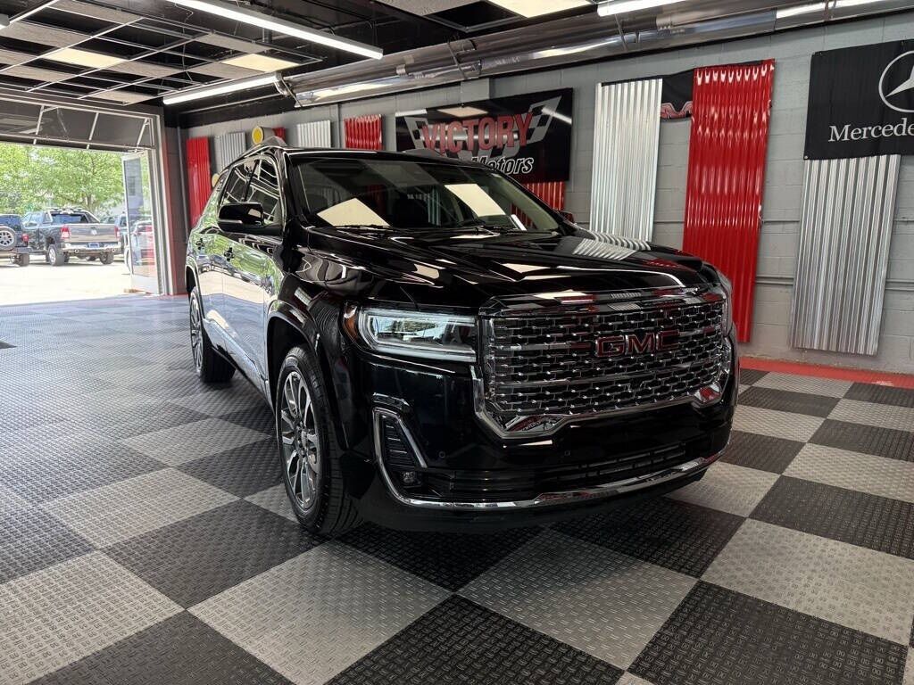 2023 GMC Acadia Denali Royal Oak MI
