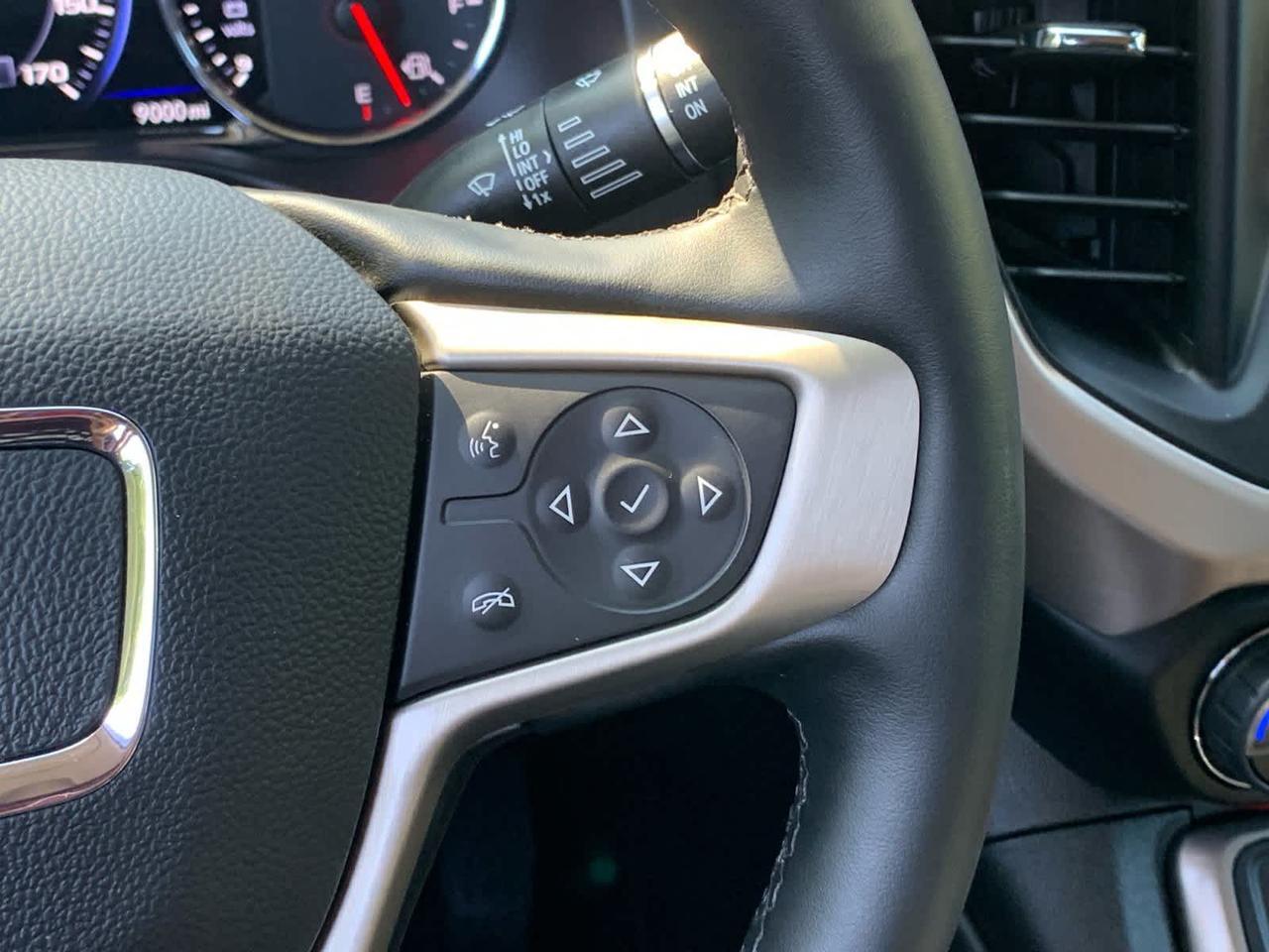 2023 GMC Acadia Denali Dartmouth MA