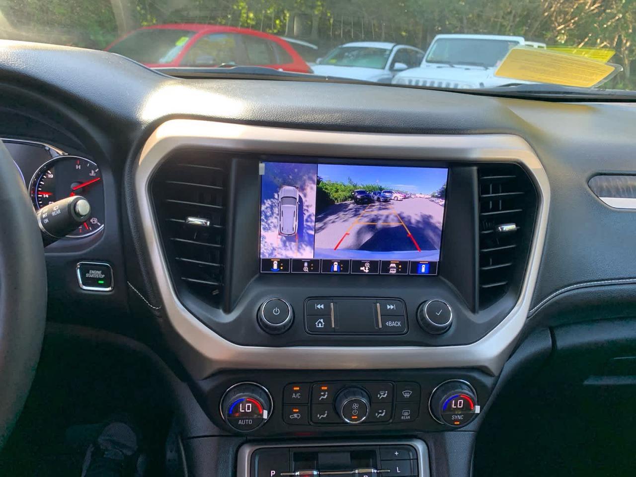 2023 GMC Acadia Denali Dartmouth MA