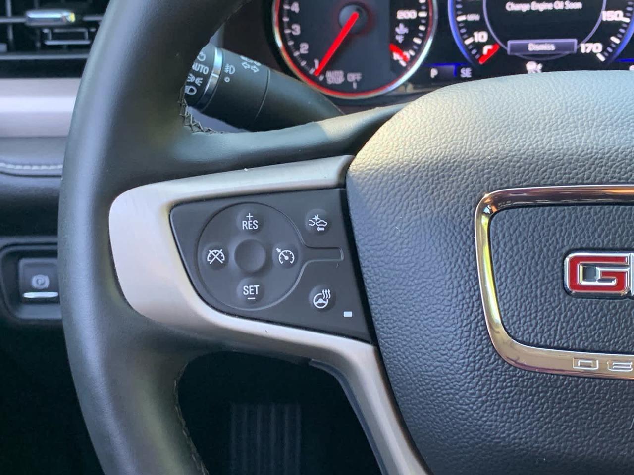 2023 GMC Acadia Denali Dartmouth MA
