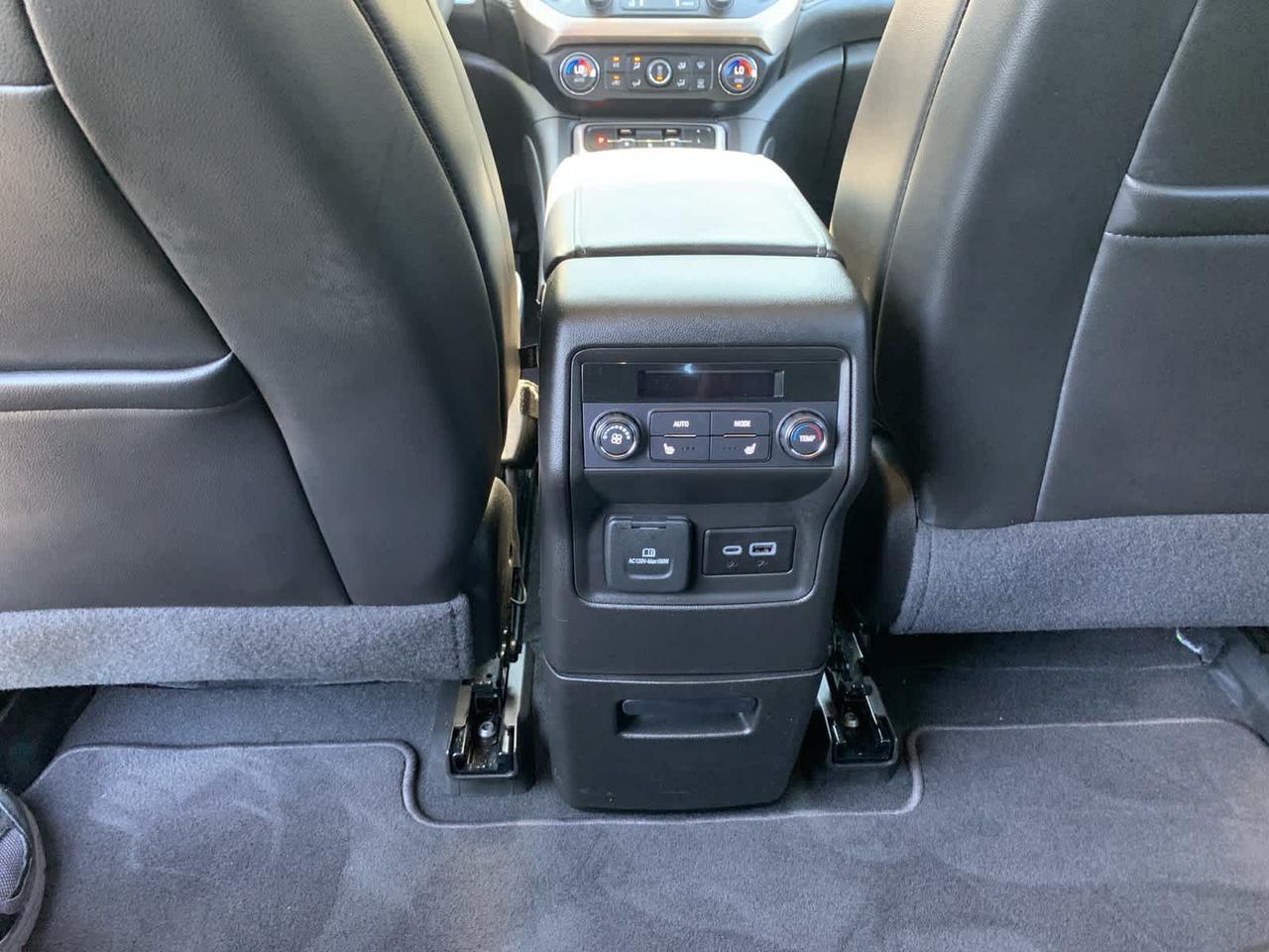 2023 GMC Acadia Denali Dartmouth MA