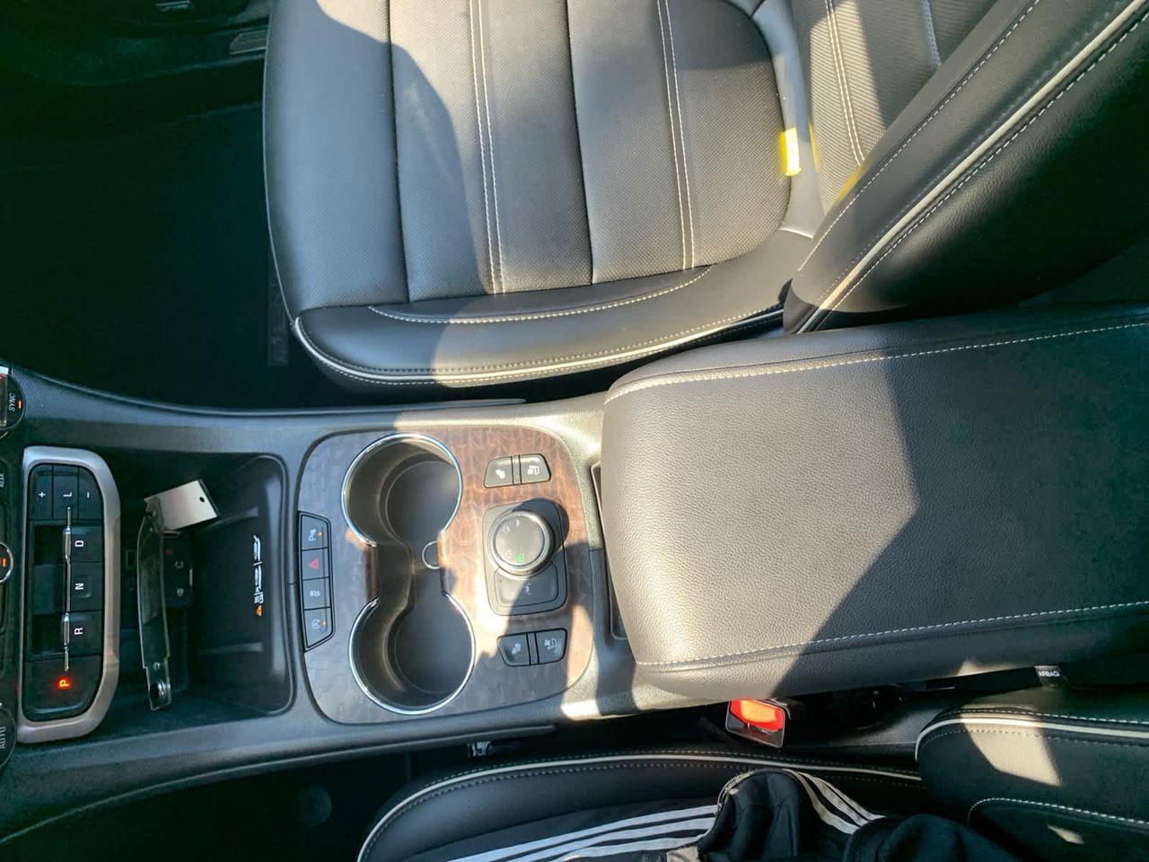 2023 GMC Acadia Denali Dartmouth MA