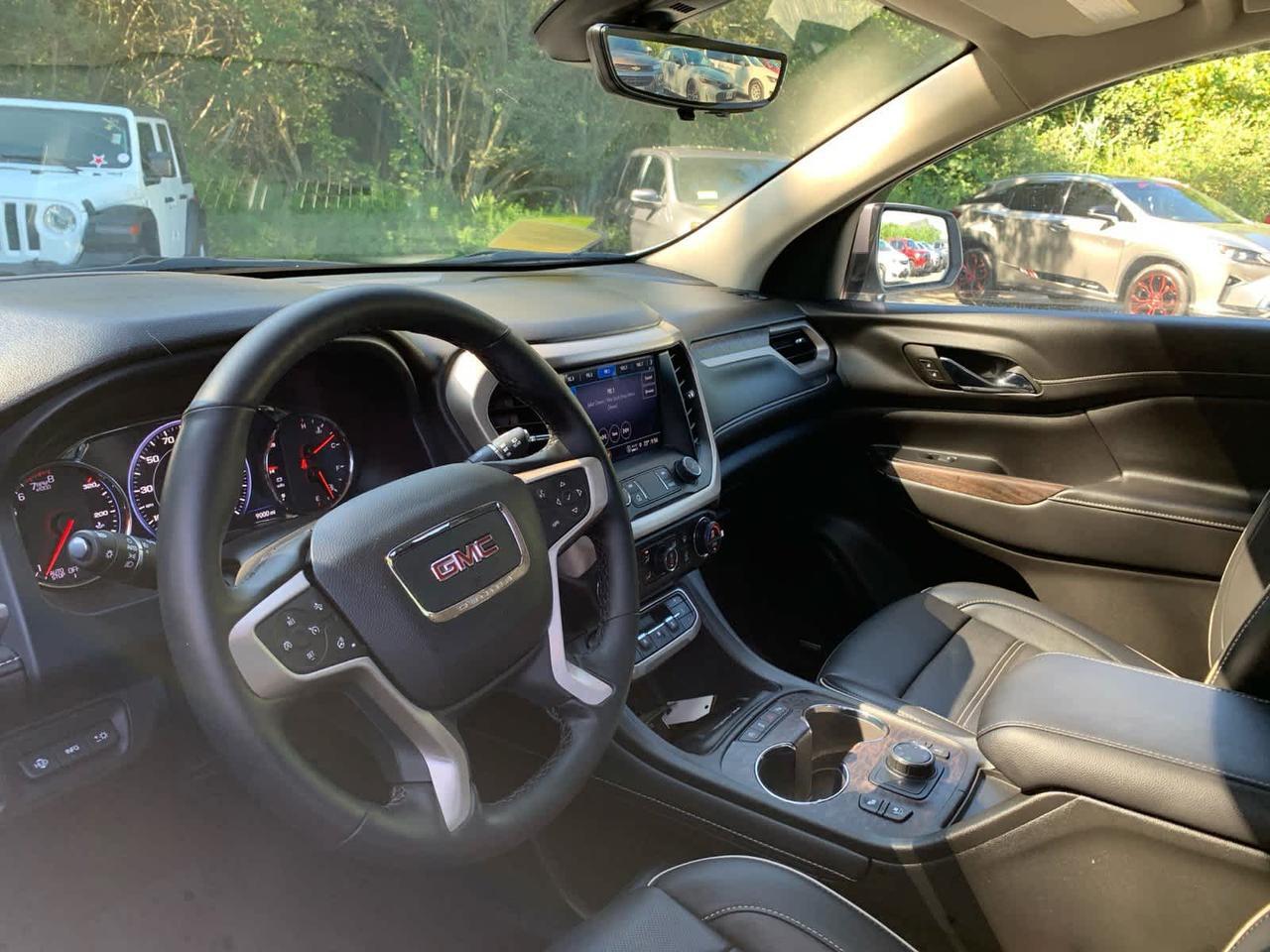 2023 GMC Acadia Denali Dartmouth MA