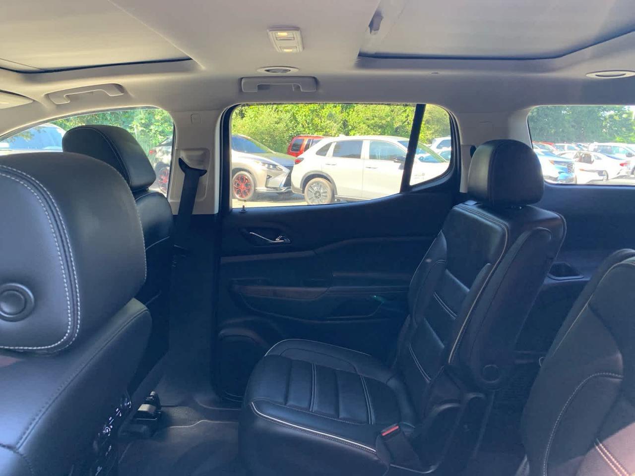 2023 GMC Acadia Denali Dartmouth MA