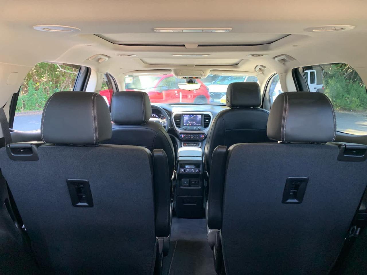 2023 GMC Acadia Denali Dartmouth MA
