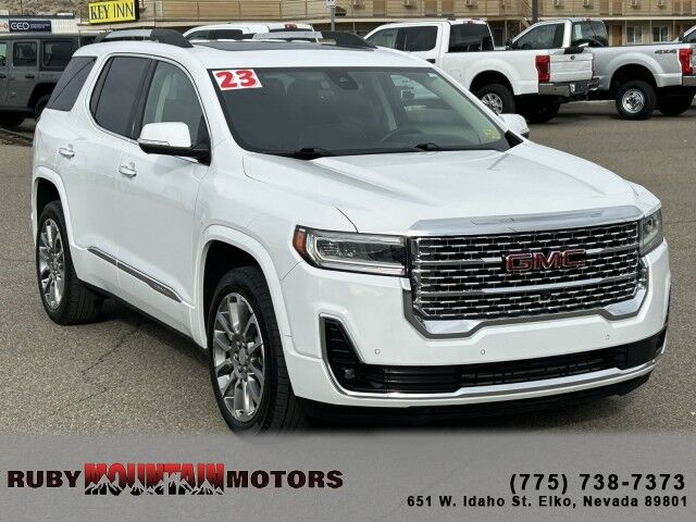 2023 GMC Acadia Denali's photo