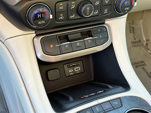 2023 GMC Acadia Denali Tucson AZ