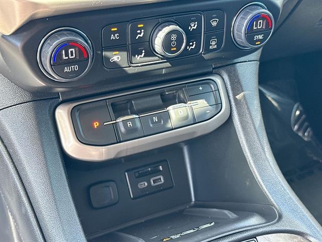 2023 GMC Acadia Denali Tucson AZ