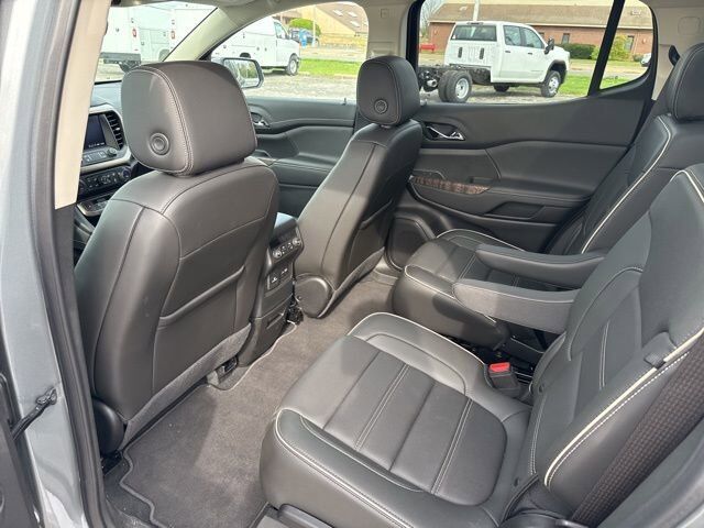 2023 GMC Acadia Denali Carbondale IL