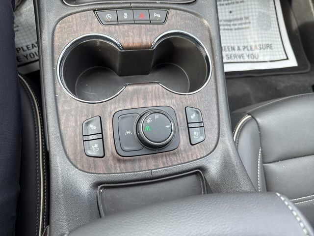 2023 GMC Acadia Denali Carbondale IL