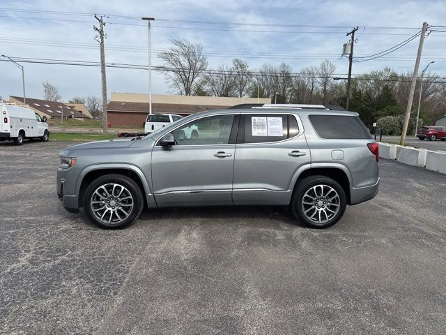 2023 GMC Acadia Denali