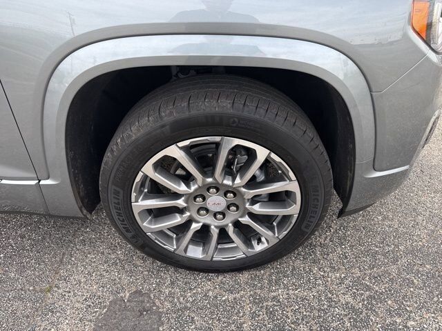 2023 GMC Acadia Denali Carbondale IL
