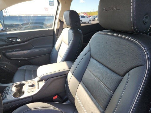 2023 GMC Acadia Denali Farmington MO