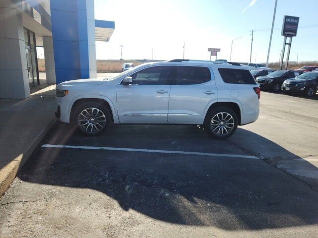 2023 GMC Acadia Denali Farmington MO