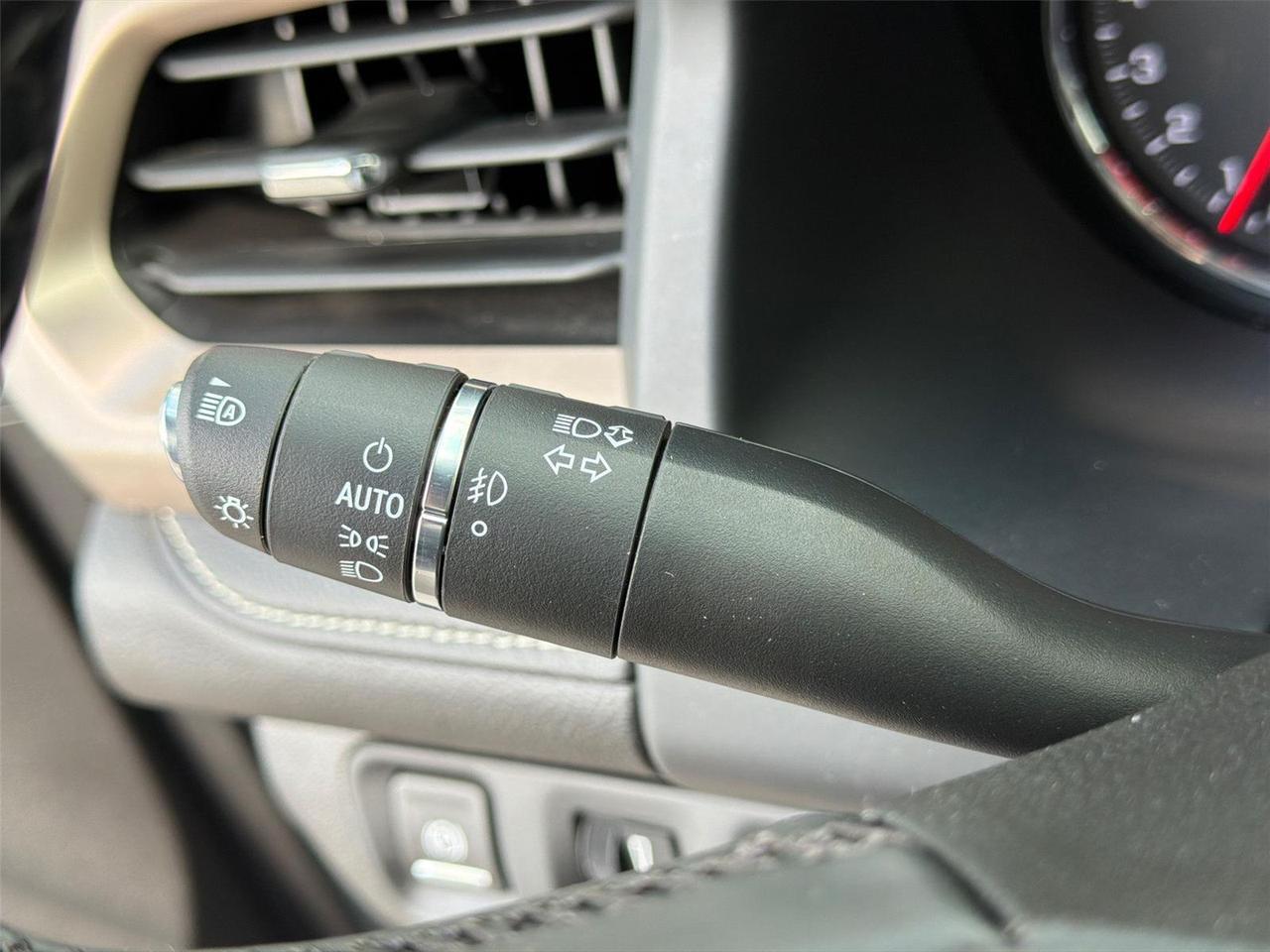 2023 GMC Acadia Denali Hagerstown MD