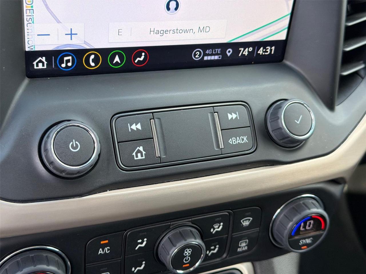 2023 GMC Acadia Denali Hagerstown MD