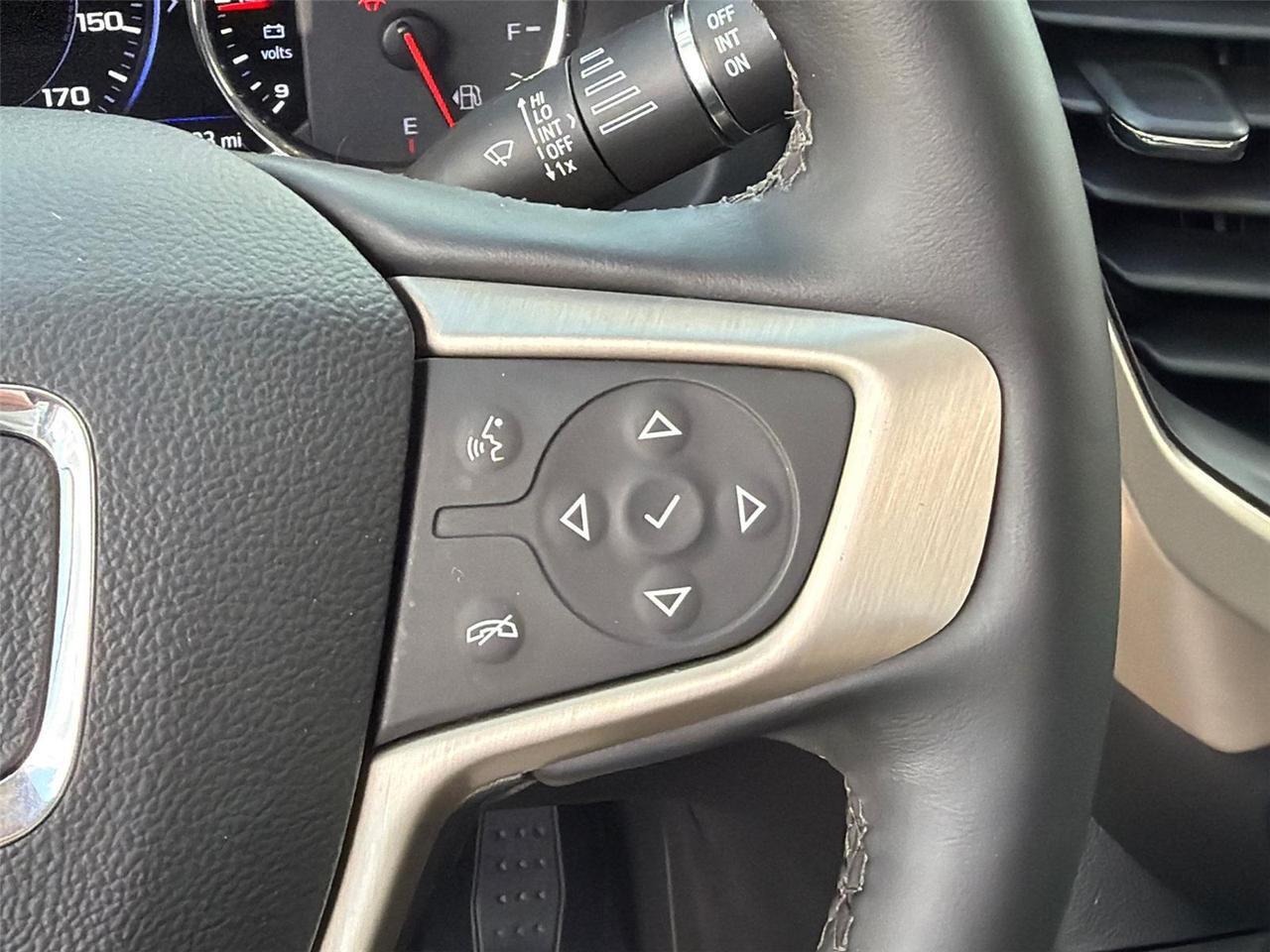 2023 GMC Acadia Denali Hagerstown MD