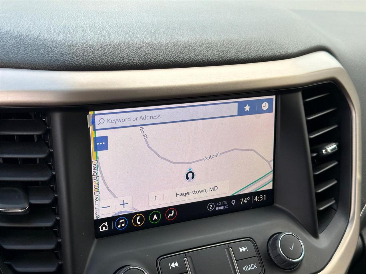 2023 GMC Acadia Denali Hagerstown MD