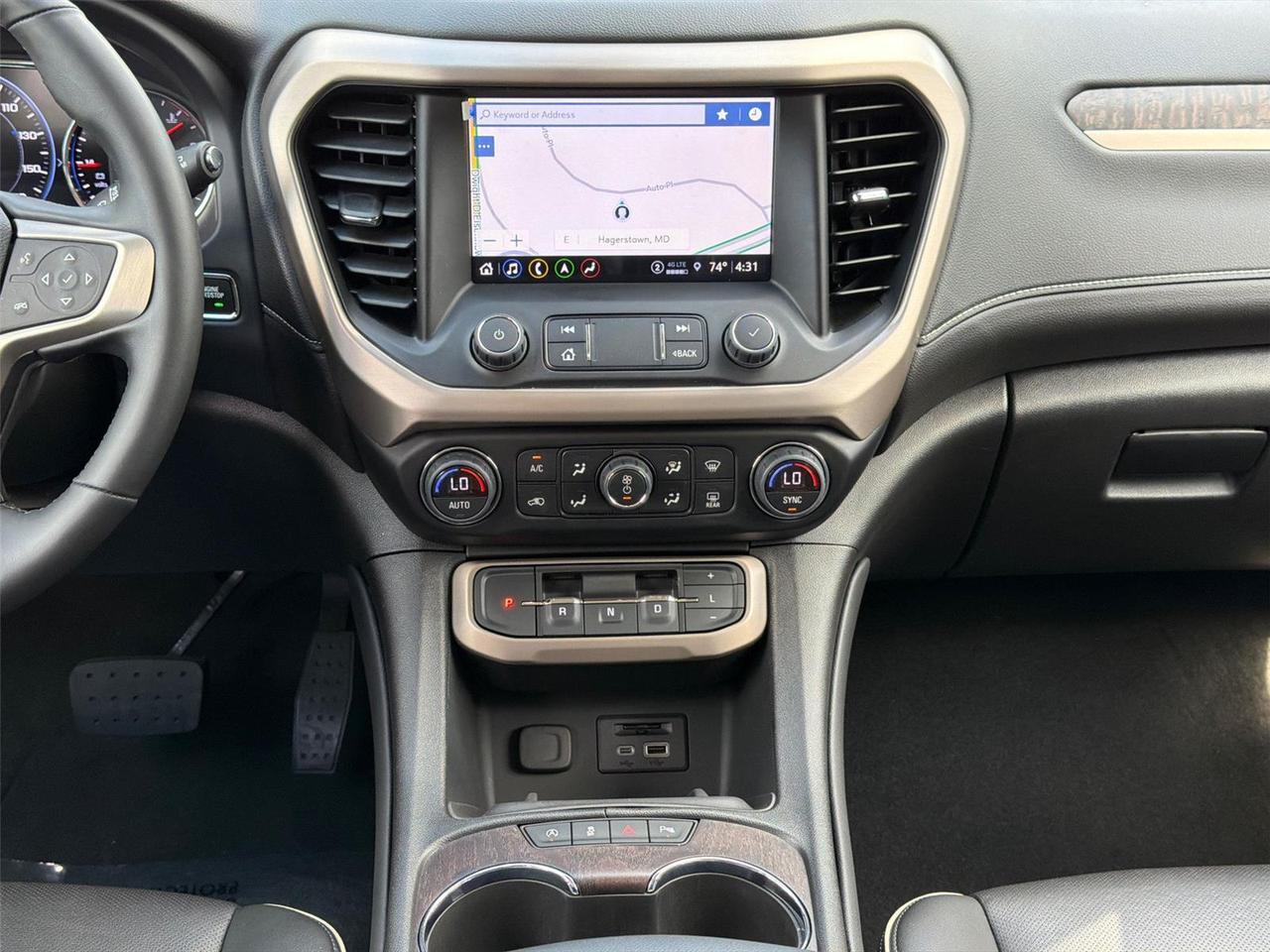 2023 GMC Acadia Denali Hagerstown MD