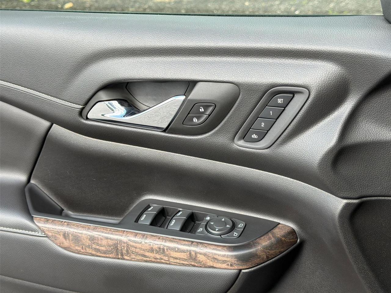 2023 GMC Acadia Denali Hagerstown MD
