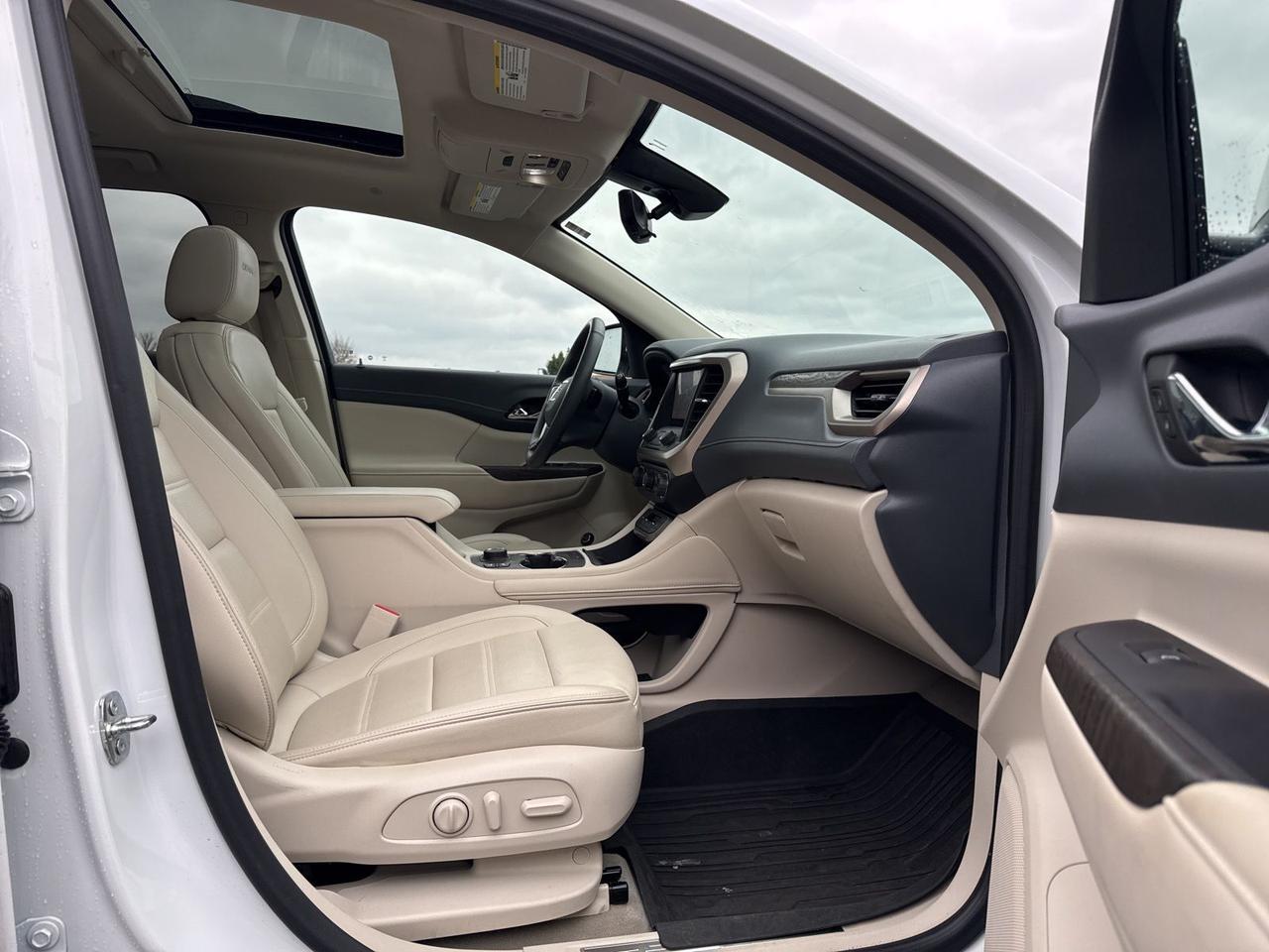 2023 GMC Acadia Denali Chantilly VA