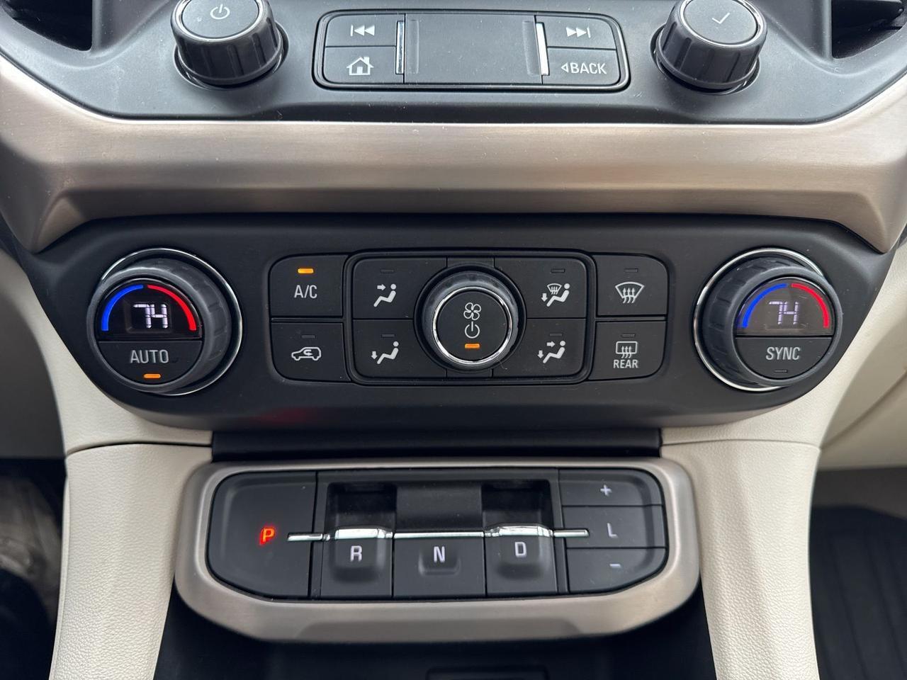 2023 GMC Acadia Denali Chantilly VA