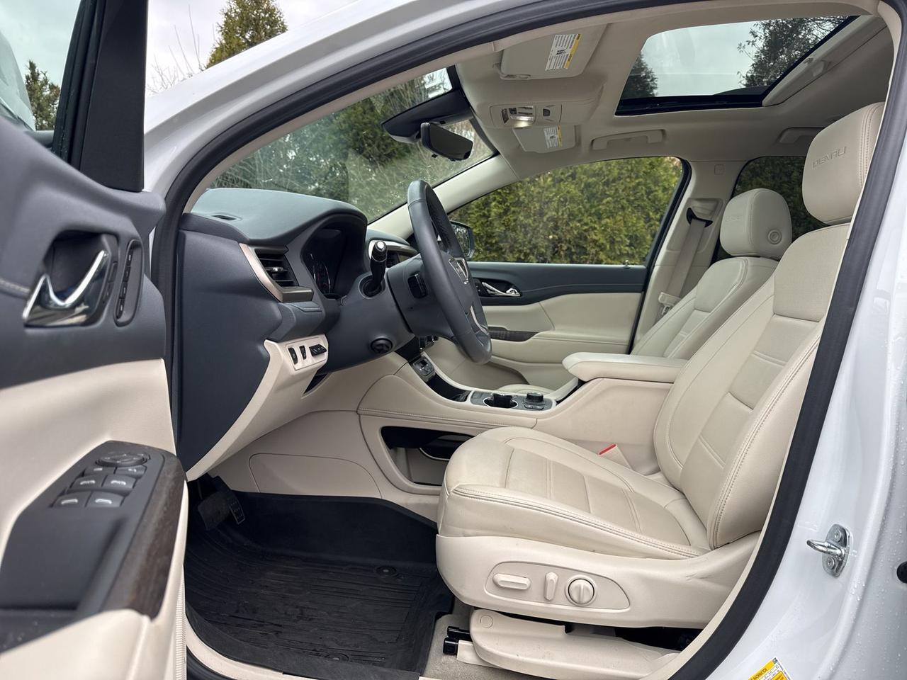 2023 GMC Acadia Denali Chantilly VA