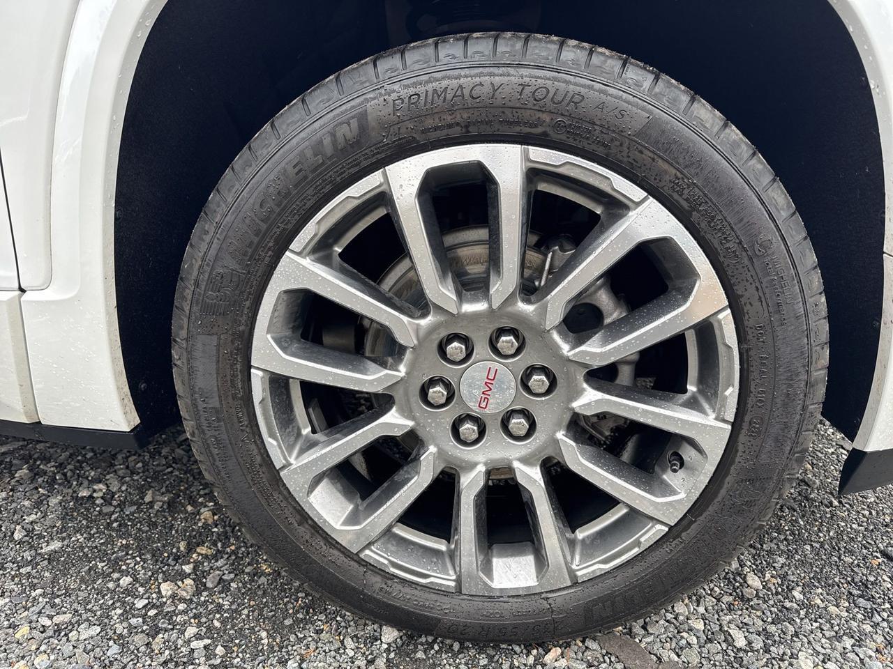 2023 GMC Acadia Denali Chantilly VA