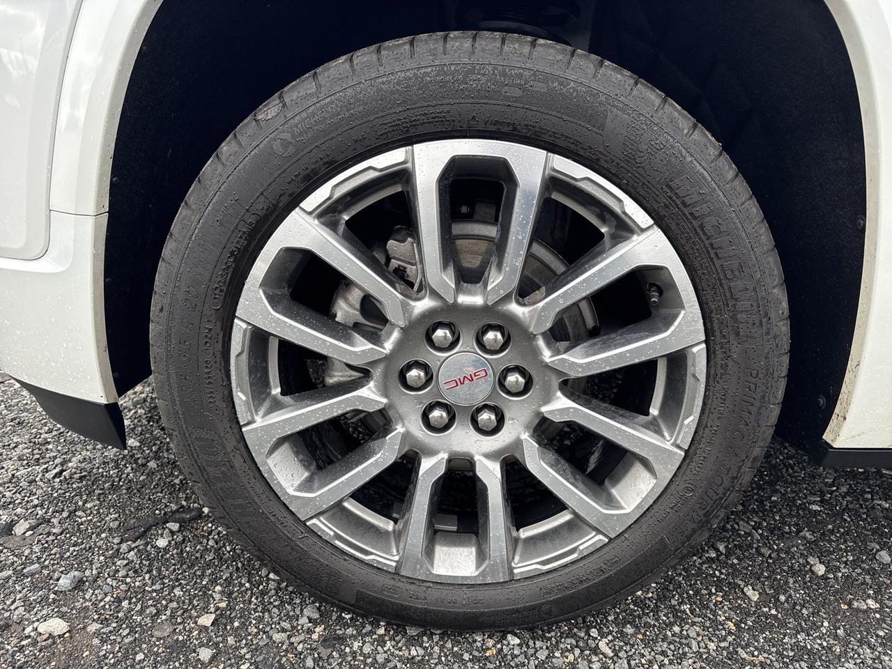 2023 GMC Acadia Denali Chantilly VA