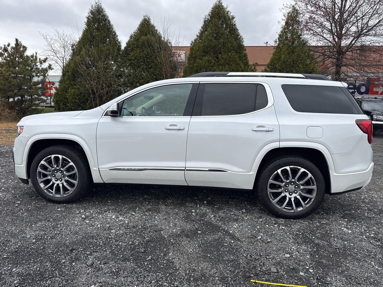 2023 GMC Acadia Denali Chantilly VA