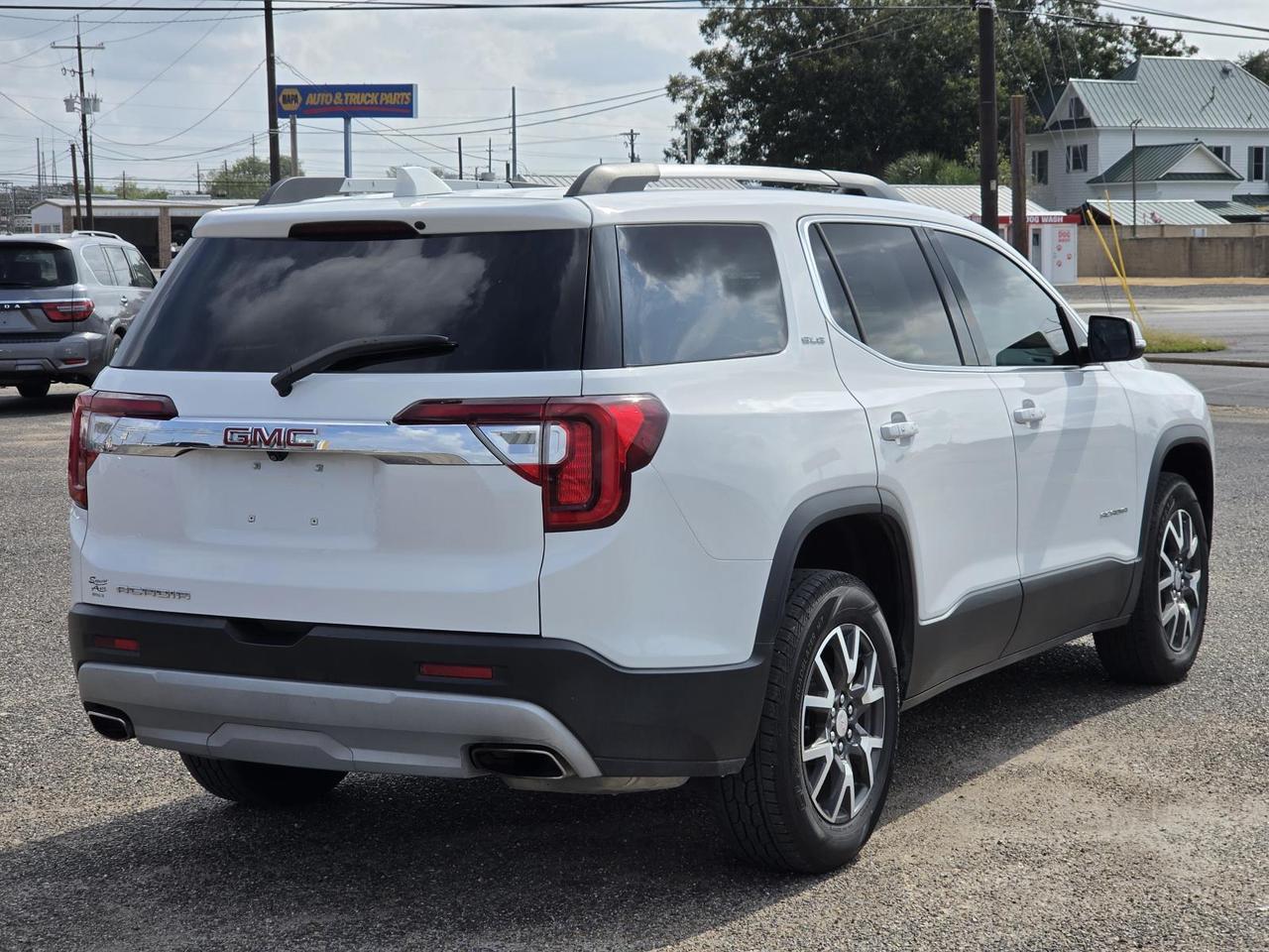 2023 GMC Acadia FWD 4dr SLE