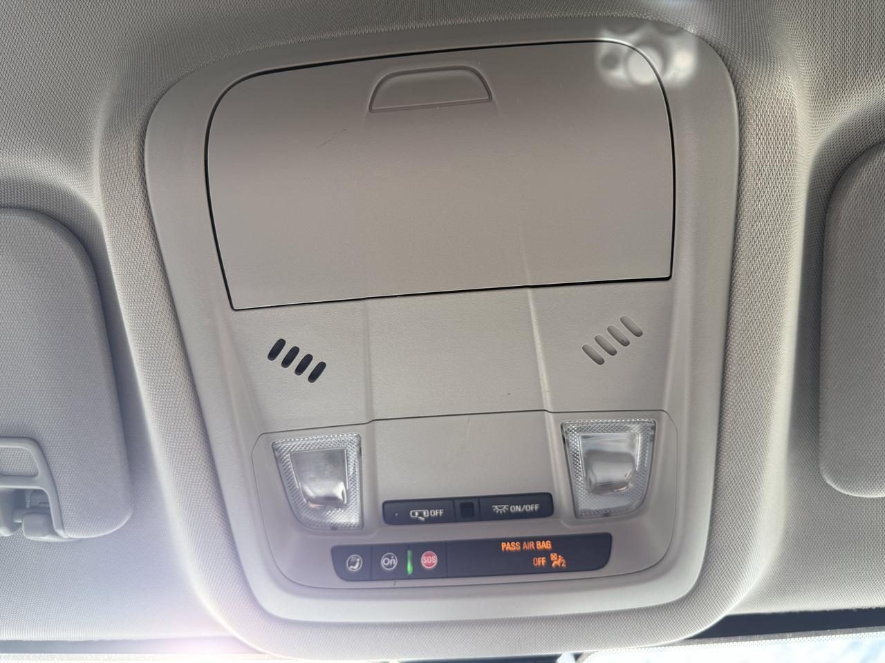 2023 GMC Acadia SLE AWD | Low KMs | 3 Row Seating | Heated Front Seats | Remote Start | Power Liftgate | Park Assist Redwater AB