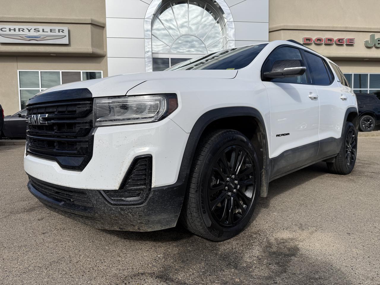 2023 GMC Acadia SLE AWD | Low KMs | 3 Row Seating | Heated Front Seats | Remote Start | Power Liftgate | Park Assist Redwater AB