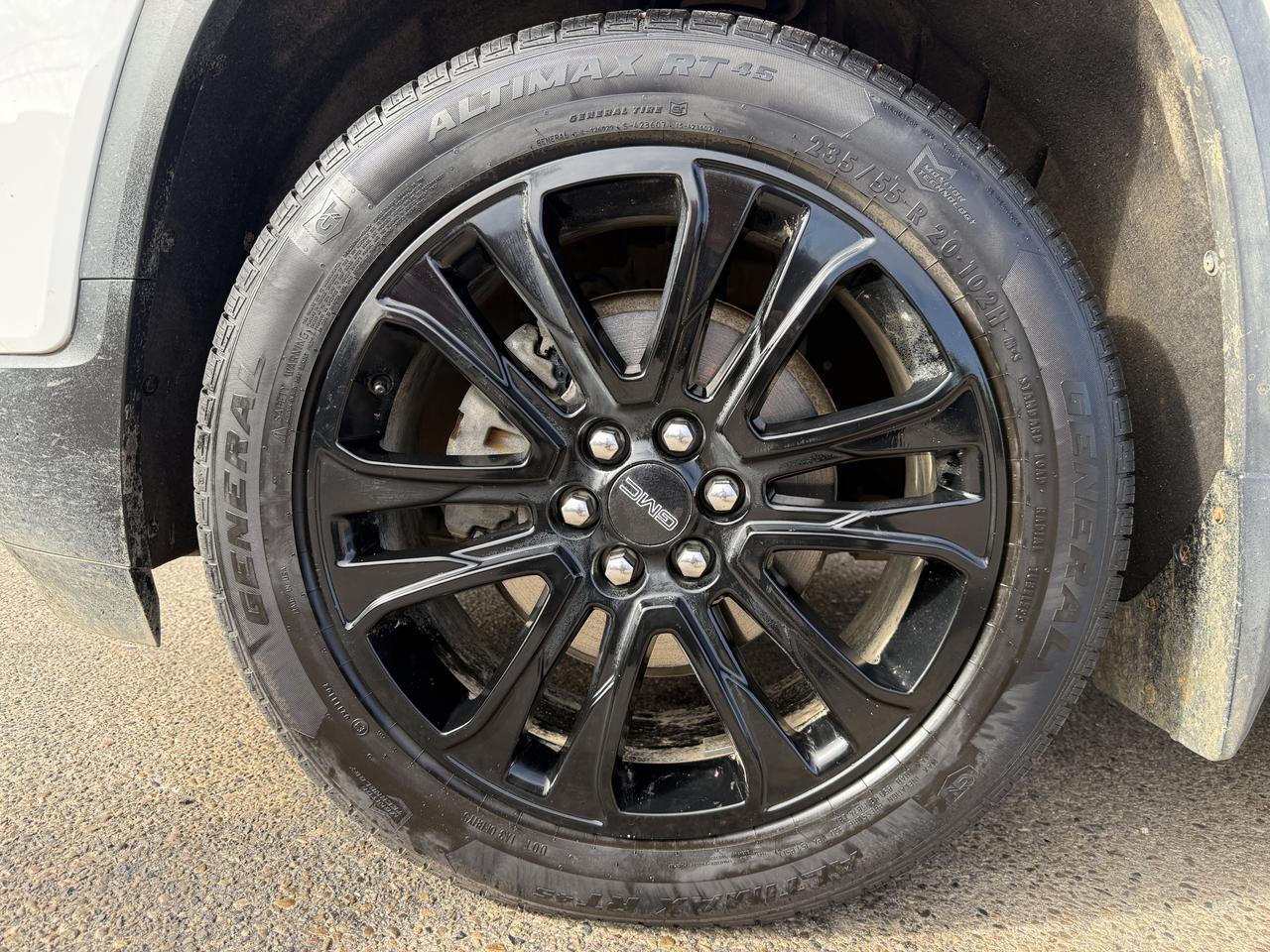 2023 GMC Acadia SLE AWD | Low KMs | 3 Row Seating | Heated Front Seats | Remote Start | Power Liftgate | Park Assist Redwater AB