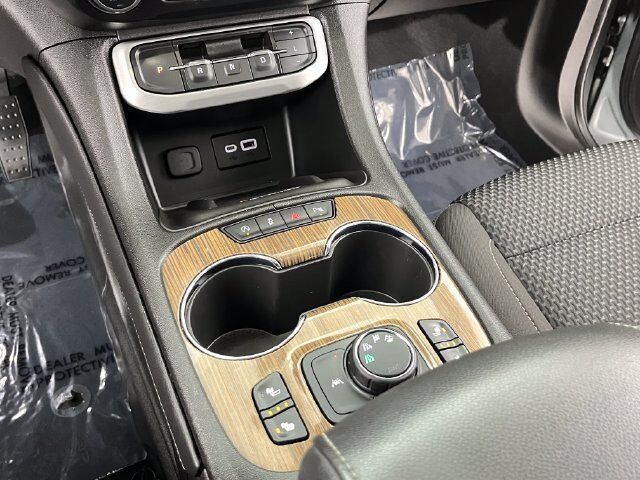 2023 GMC Acadia SLE Carrollton TX