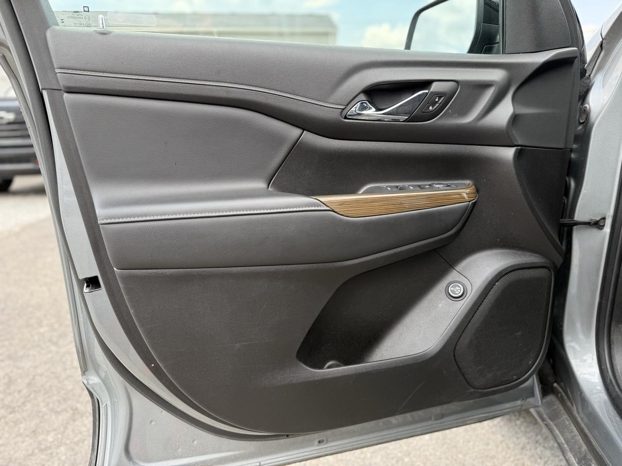 2023 GMC Acadia SLE Crestwood KY