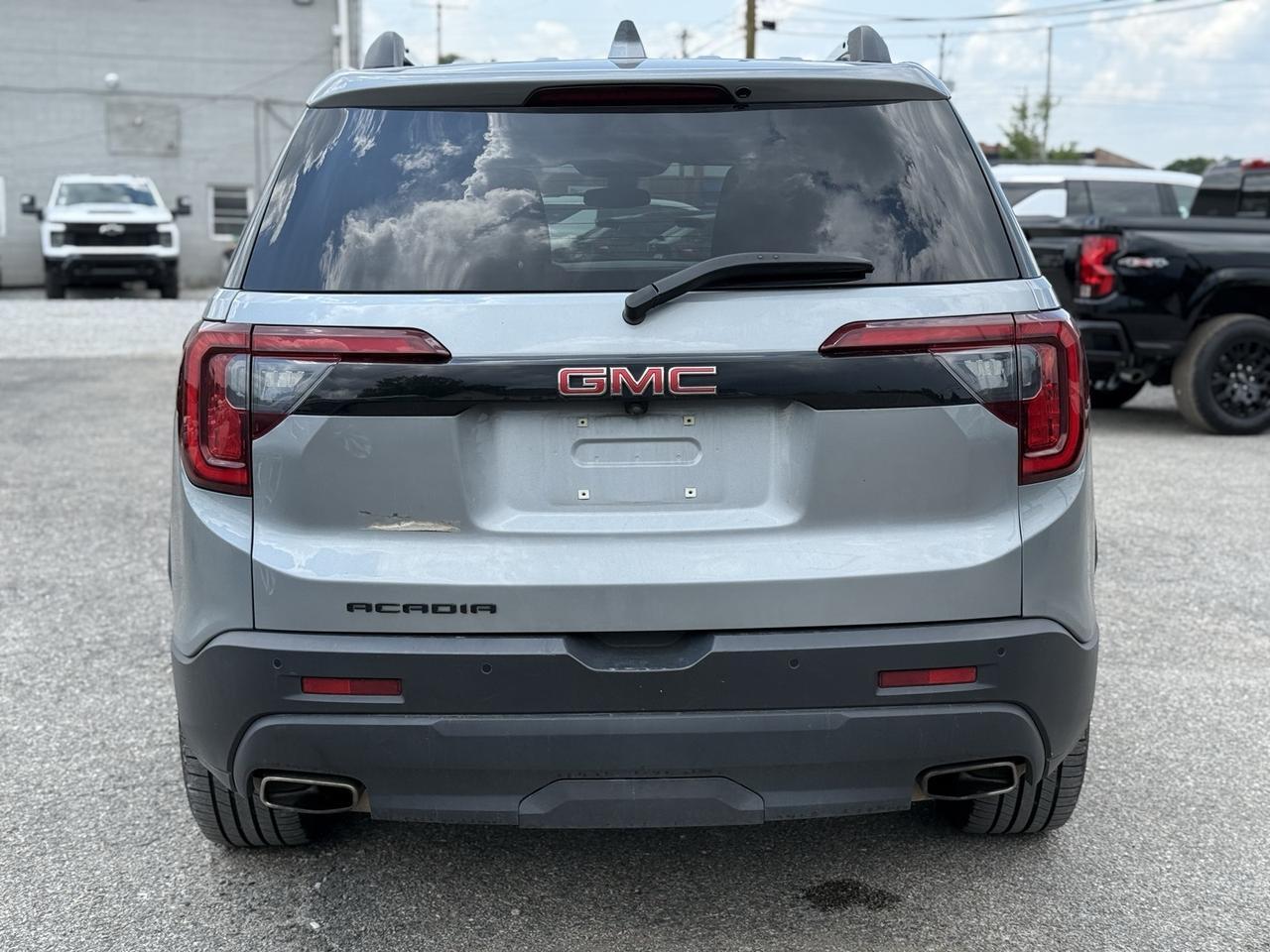2023 GMC Acadia SLE Crestwood KY