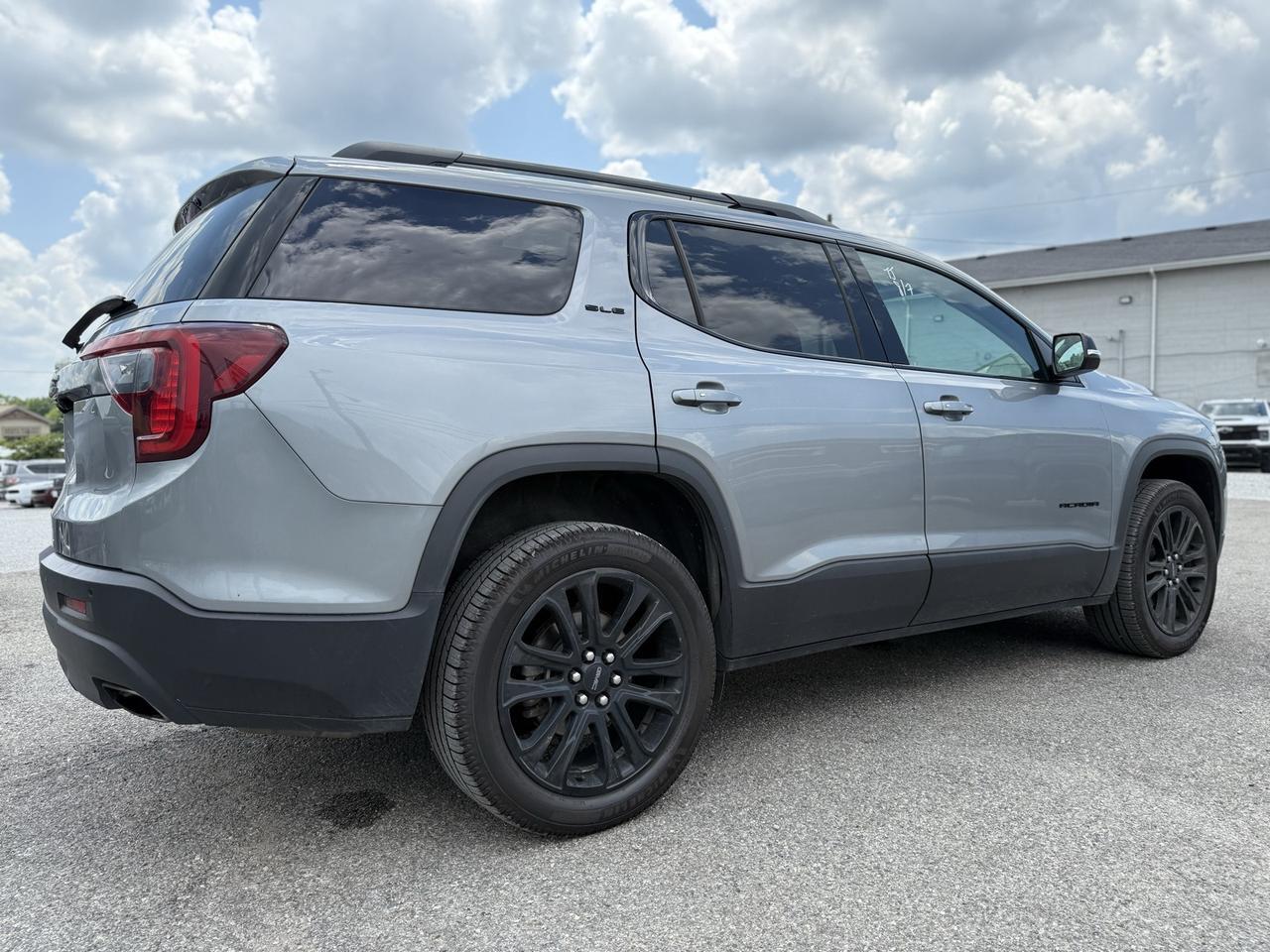 2023 GMC Acadia SLE Crestwood KY