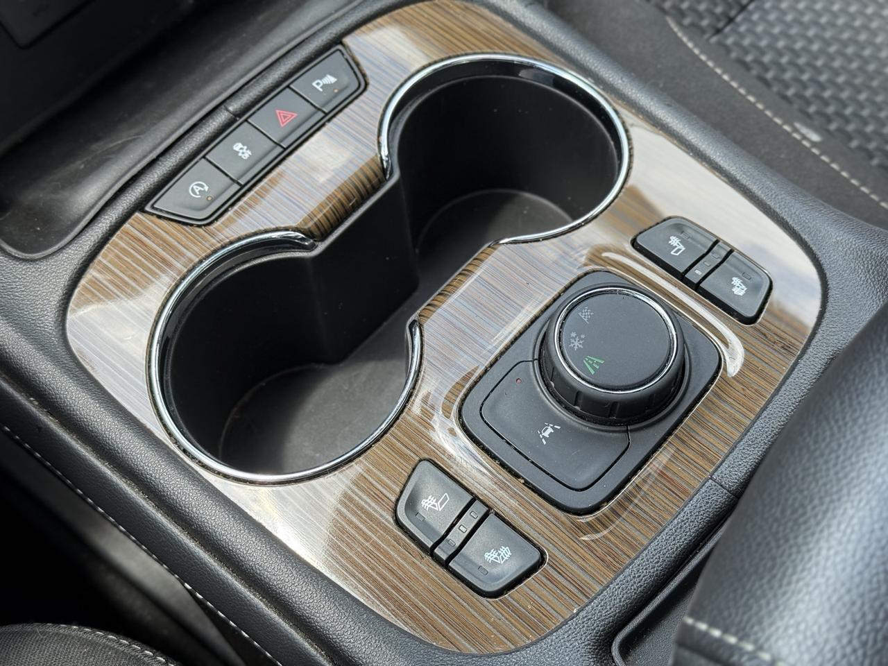 2023 GMC Acadia SLE Crestwood KY