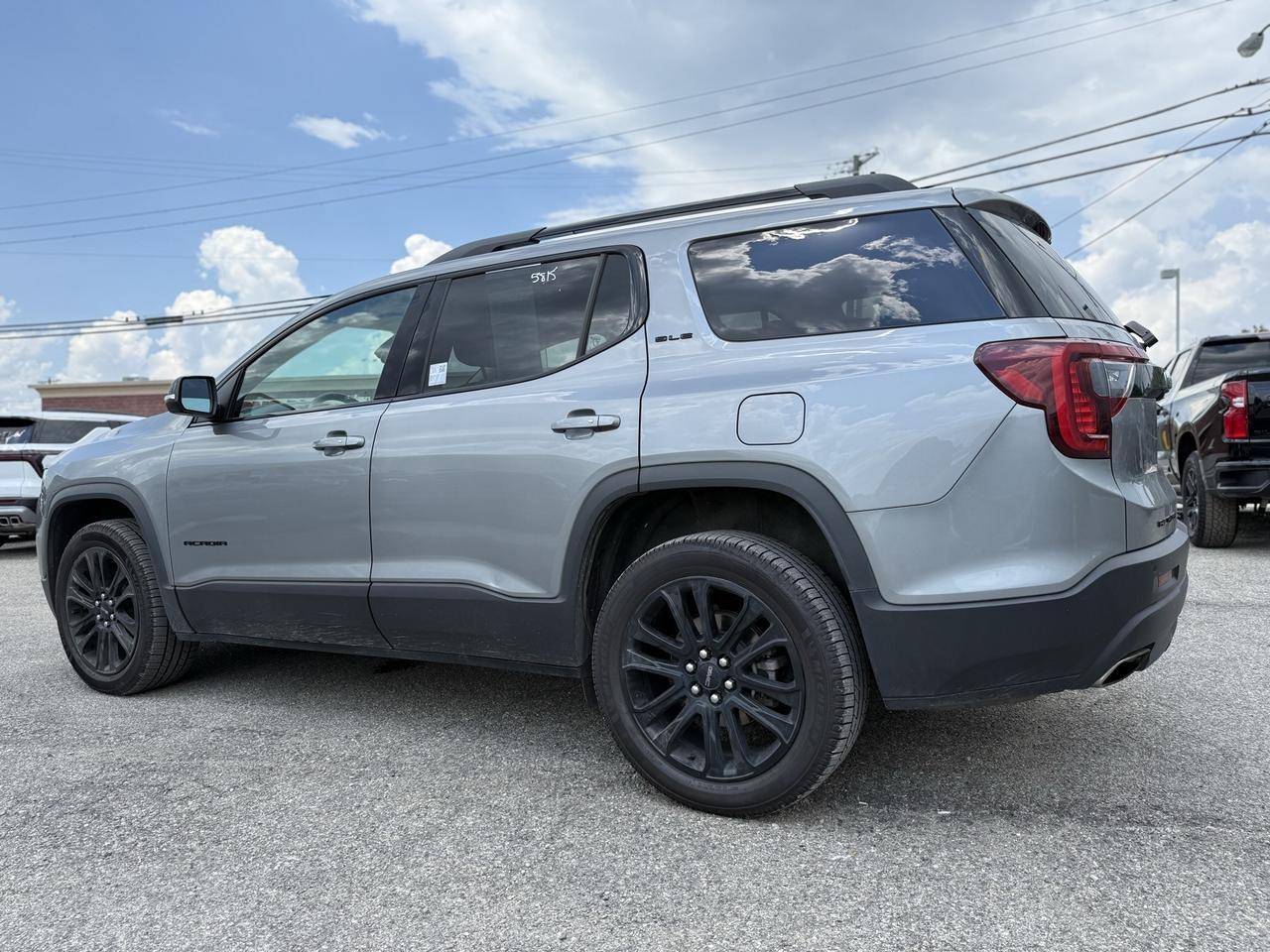 2023 GMC Acadia SLE Crestwood KY