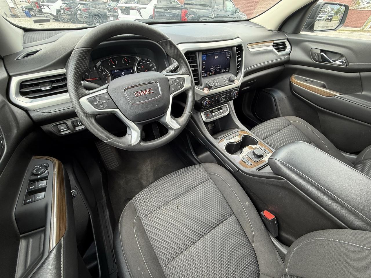 2023 GMC Acadia SLE Crestwood KY