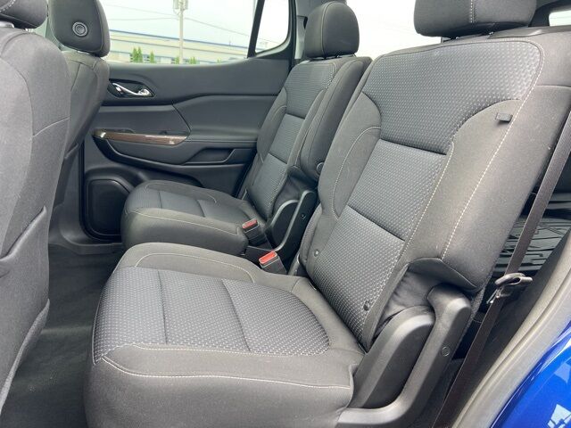 2023 GMC Acadia SLE Green Bay WI